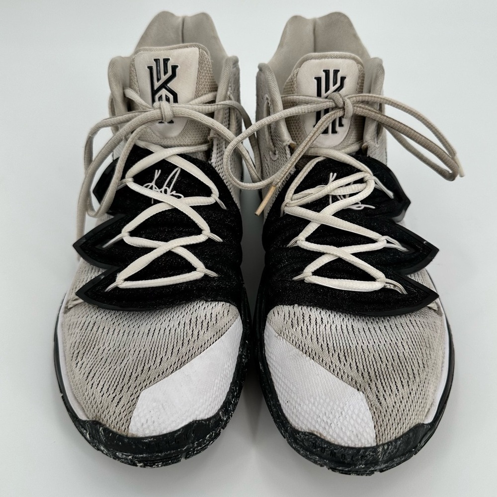 Nike Kyrie 5 Oreo Men’s Cookies n Cream Rare High Top Sneakers Size 10.5